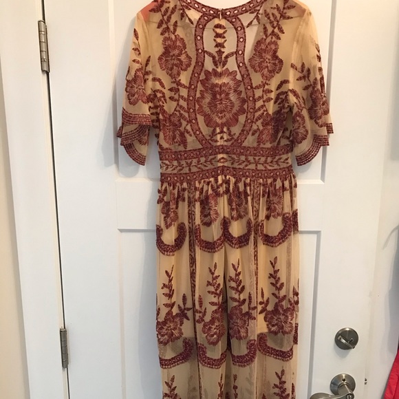 Honey Punch embroidered mesh maxi dress - Picture 6 of 6